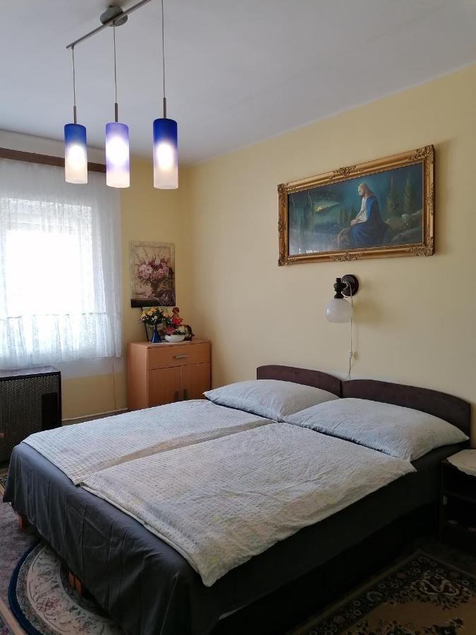 Ildiko Vendeghaz Heviz Apartment Exterior foto