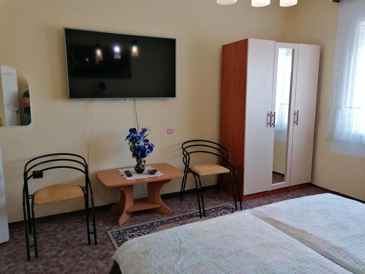 Ildiko Vendeghaz Heviz Apartment Exterior foto