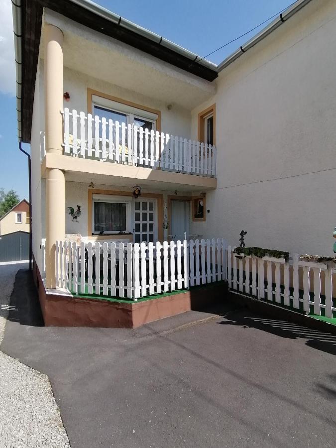 Ildiko Vendeghaz Heviz Apartment Exterior foto