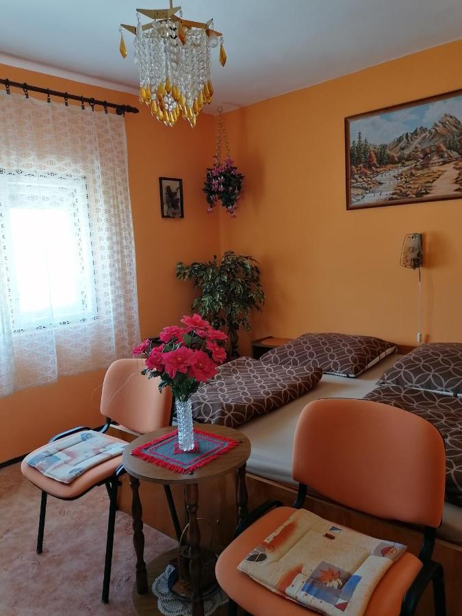 Ildiko Vendeghaz Heviz Apartment Exterior foto